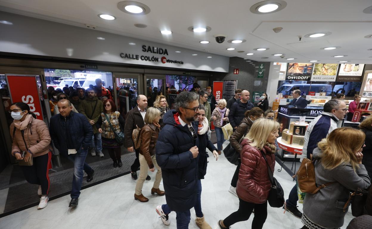 Zapatillas con luces discount el corte ingles